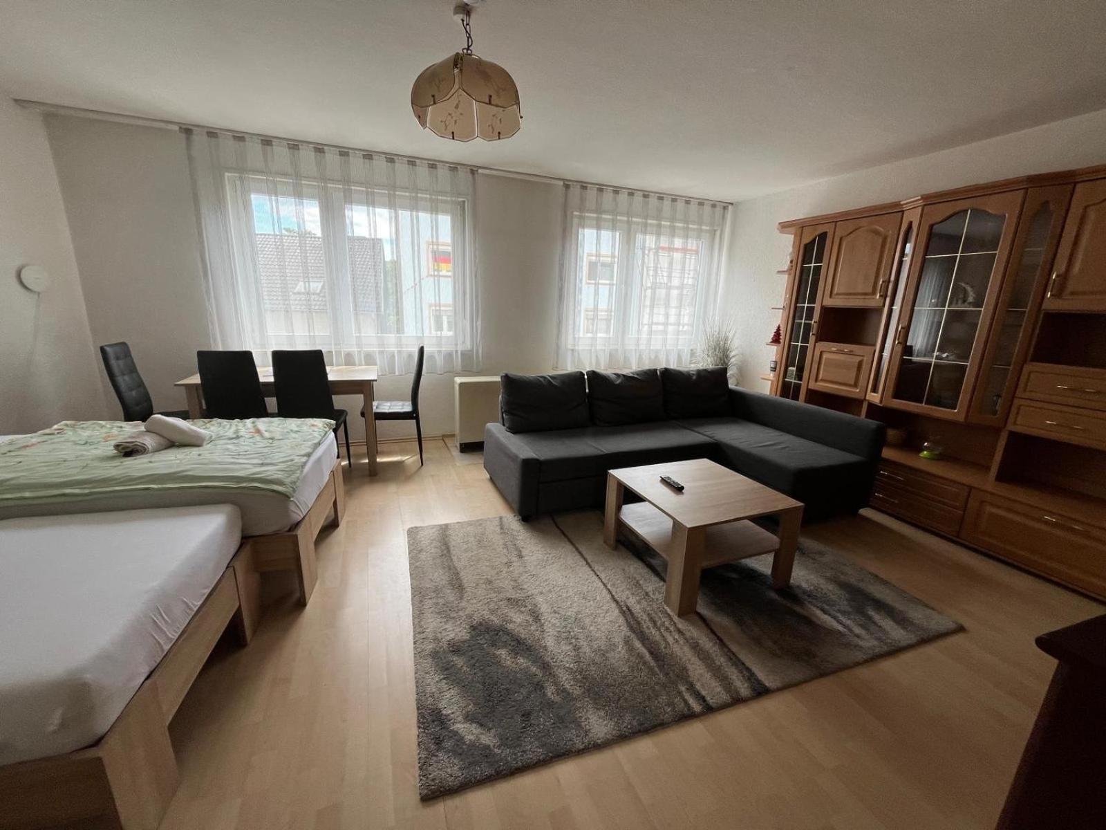 Schoene Ferienwohnung In Saarbrücken Dış mekan fotoğraf